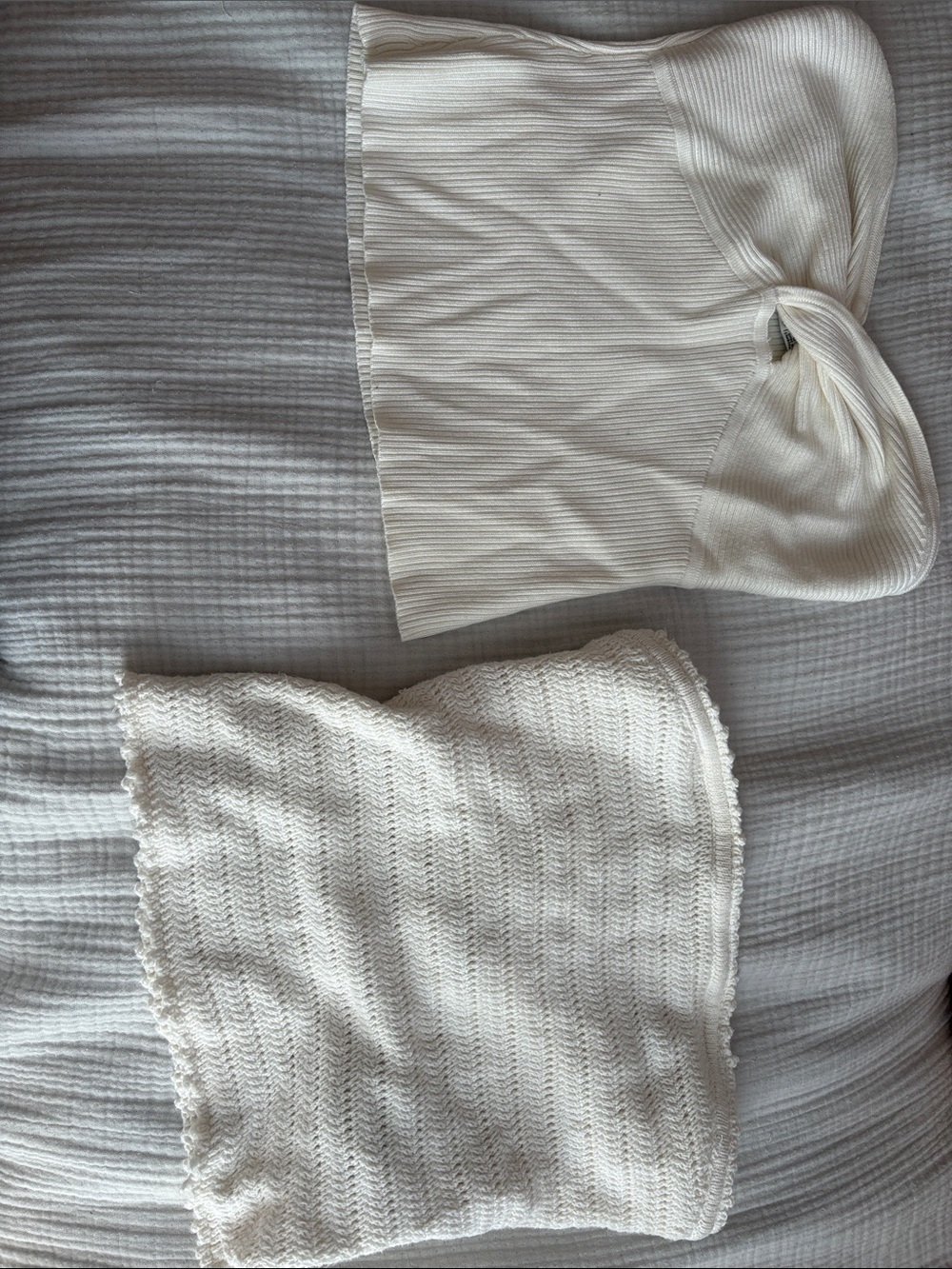Abercrombie - Women’s Cream Knit Tube Tops